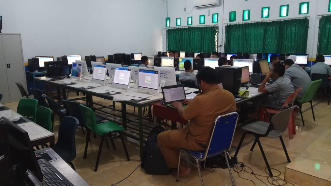 Gambar utama Pelaksanaan Simulasi UNBK Kelas XII SMKN 5 Batam TP 2018/2019