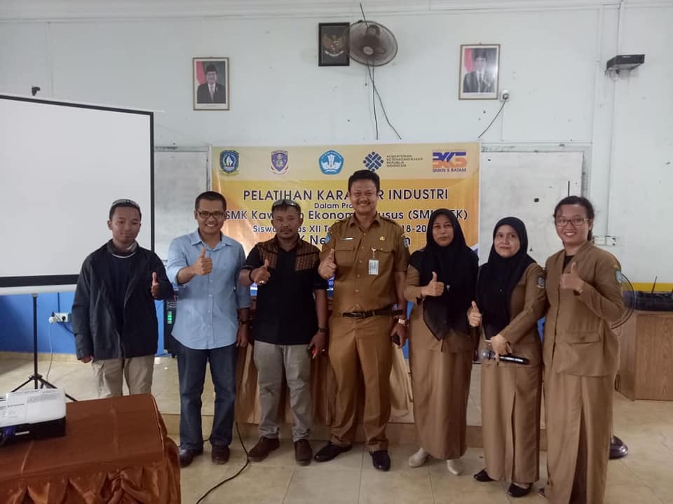 Gambar utama Pembekalan karakter Industri  untuk calon  Alumni SMK