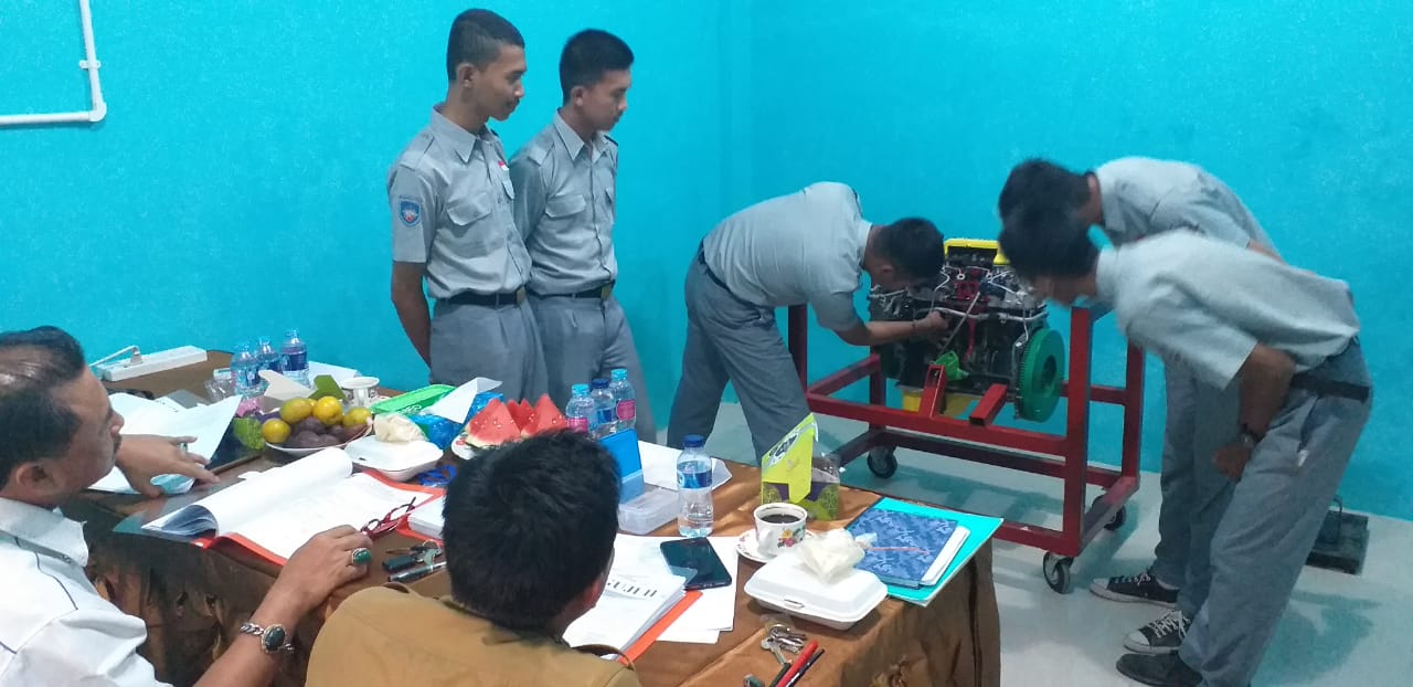 Gambar utama UKK T.INSTALASI PEMESINAN KAPAL TP 18/19