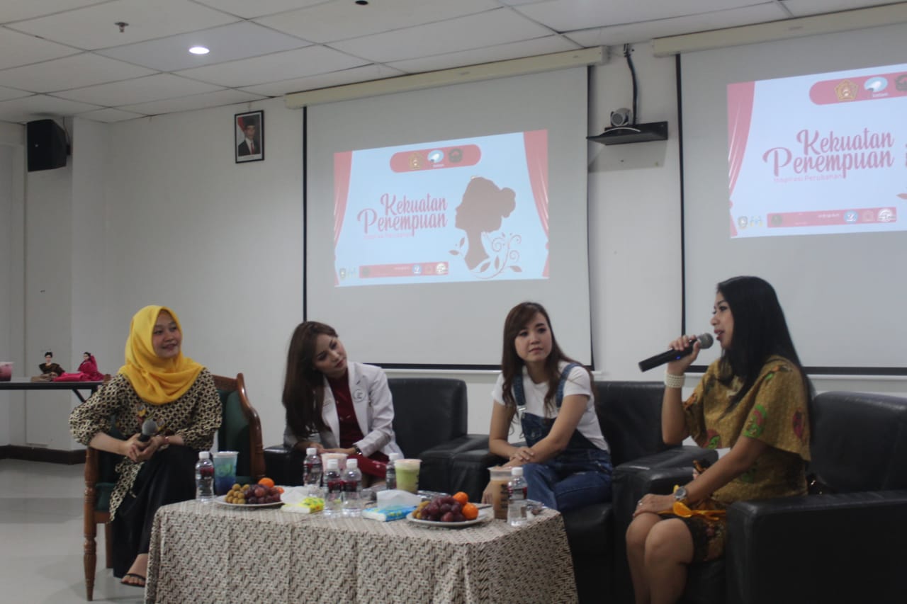 Gambar utama Tunjukkan Kualitas Diri, OSIS SMKN 5 Batam Mengikuti Seminar Kepemimpinan Putri