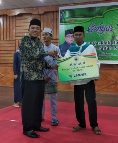 Gambar utama Tim Hadroh SMK Negeri 5 Batam Raih Juara 2 Festival Hadroh Se Kepri