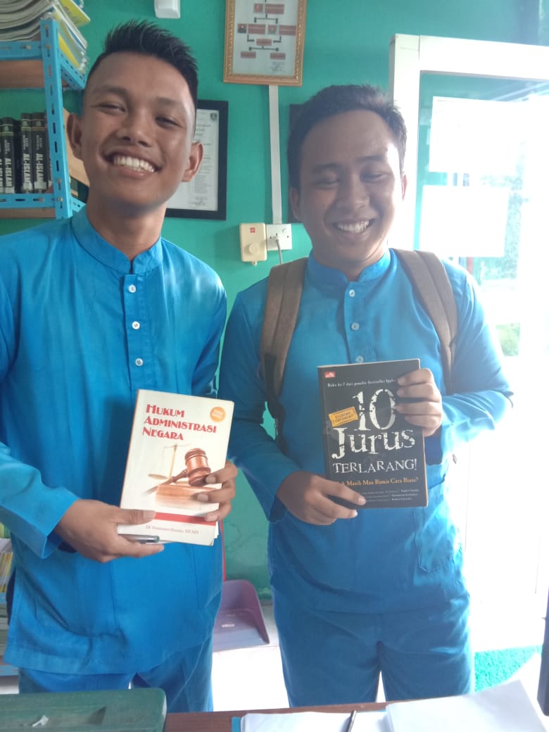 Gambar utama Gerakan Menyumbang Satu Buku Untuk Almamater