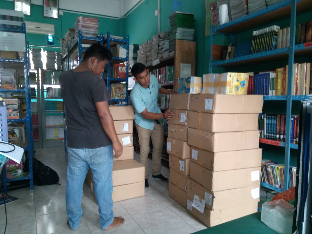 Gambar utama Mempersiapkan Buku BOS Untuk Siswa Kelas XII