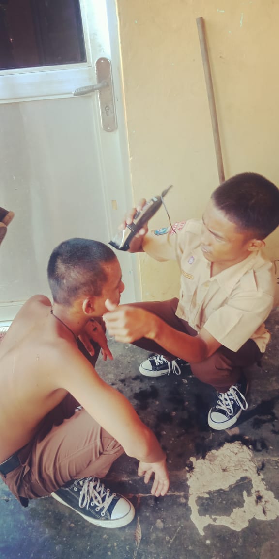 Gambar utama SMKN 5 Batam Terapkan Aturan 212 Disiplinkan Siswa