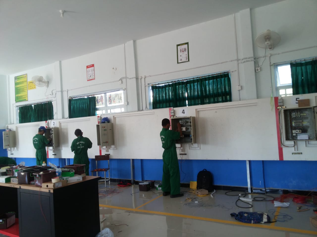 Gambar utama Praktikum Berbasis Tefa di Jurusan Kelistrikan Kapal