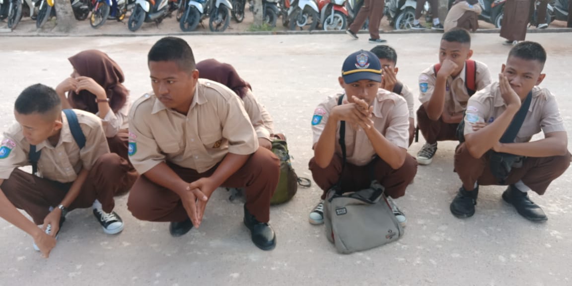 Gambar utama Sanksi Siswa Terlambat oleh Jurusan