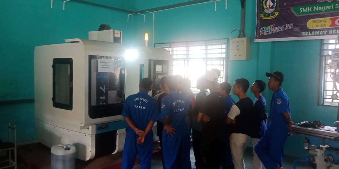 Gambar utama Siswa TPM ; Mencari Ilmu Kapan Saja