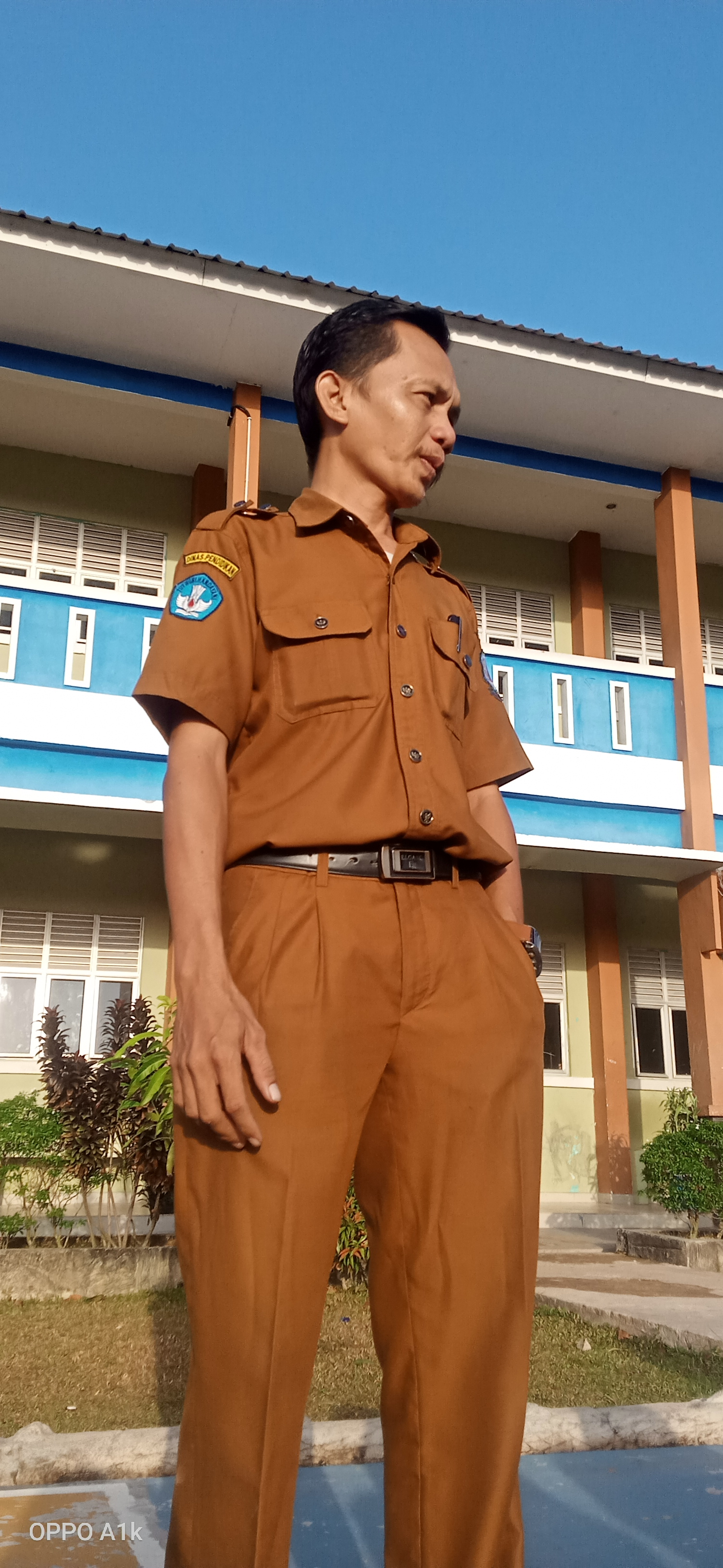 Gambar utama Landasan Dasar dalam Produksi Grafika.