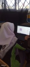Gambar utama Tahapan tahapan Cara pembuatan Stiker Di produksi Grafika SMKN 5 Batam.