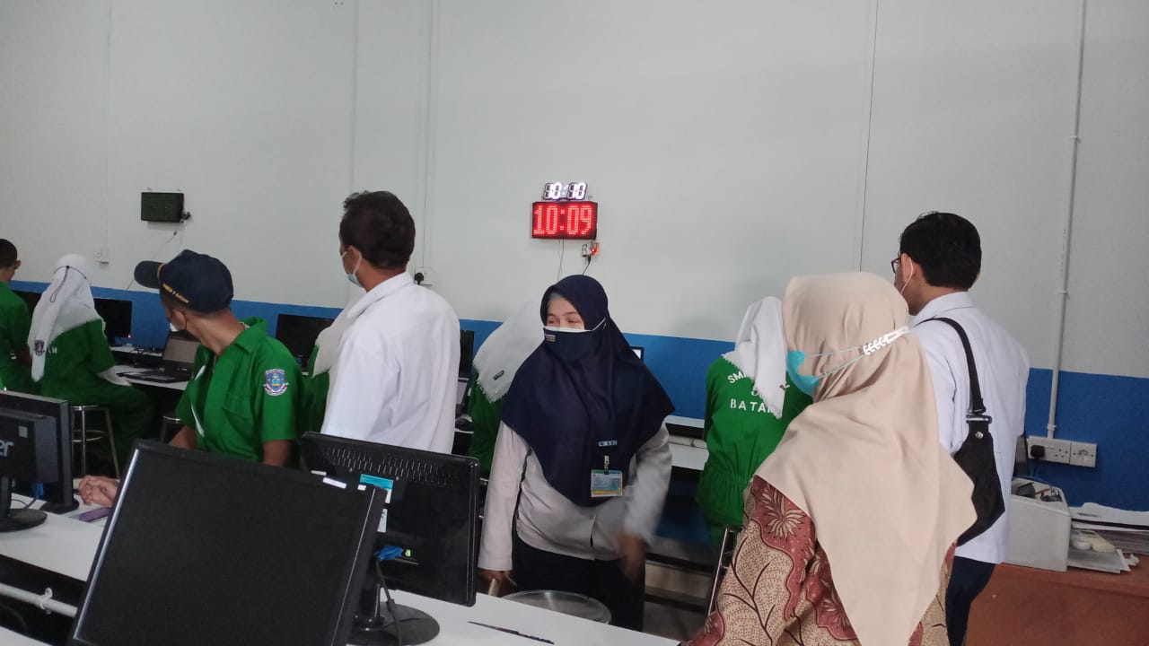 Gambar utama SMKN 5 Batam: Kunjungan PT. Sumitomo Wiring System Ke SMKN 5 Batam
