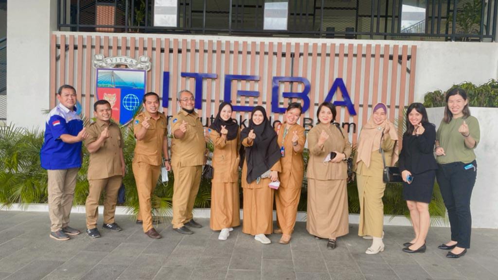 Gambar utama SILAHTURAHMI SMKN 5 BATAM DENGAN KAMPUS ITEBA DAN BTP BATAM