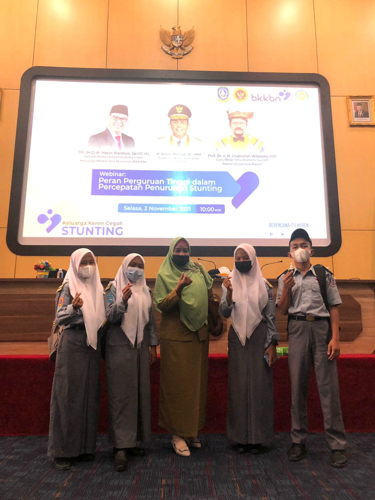 Gambar utama SEMINAR PERCEPATAN PENURUNAN STUNTING DI INDONESIA DIIKUTI SISWA DAN SISWI SMK NEGERI 5 BATAM DAN GURU PEMBIMBING
