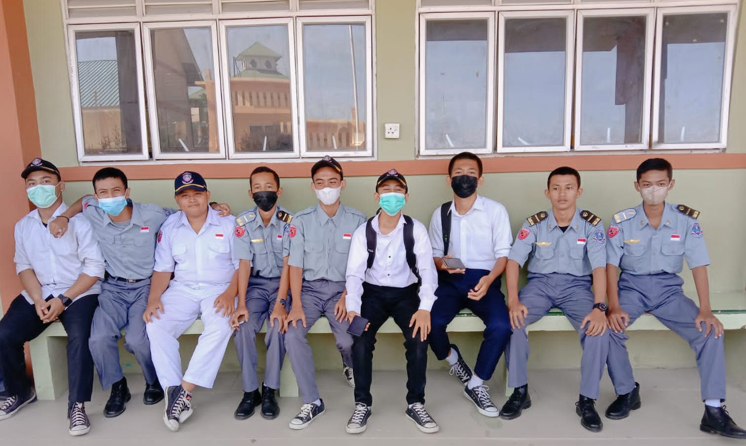 Gambar utama LAYANAN BIMBINGAN BELAJAR OLEH GURU BK MELALUI PENDEKATAN PEER COUNSELING (BIMBINGAN KONSELING TEMAN SEBAYA)