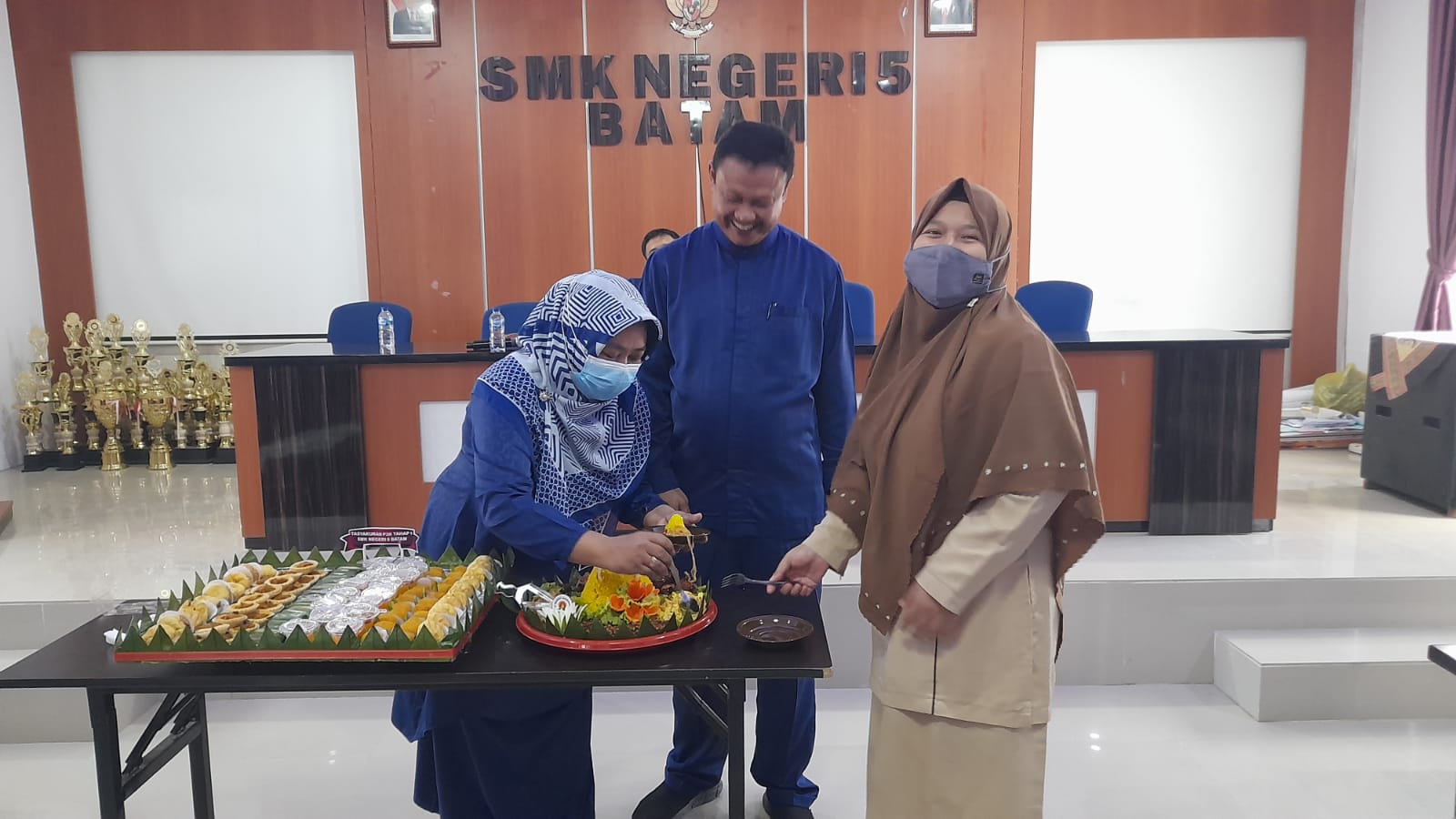 Gambar utama Tasyakuran Untuk 31 Guru SMKN 5 Batam Yang  Lulus P3K Tahap I