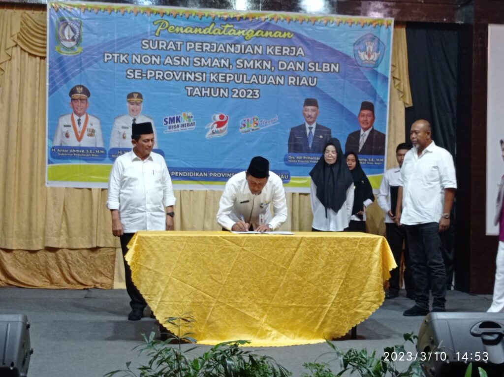 Guru Kepulauan Riau