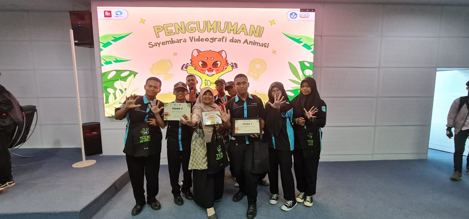 Gambar utama Siswa Jurusan DKV Meraih Juara Pada Lomba Animasi Teen Green